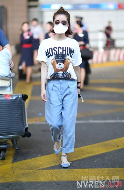 MOSCHINO TƼ_ Ҵ¡ӵϡ