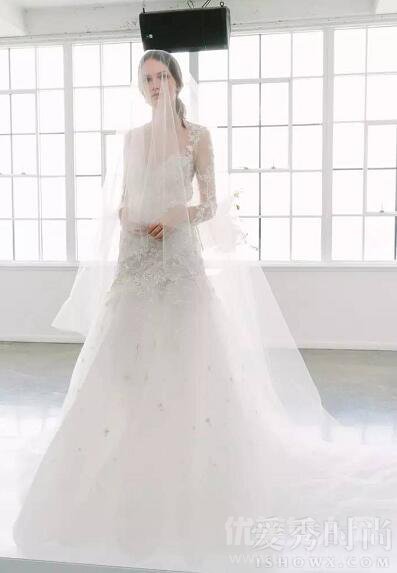 Marchesa 2018ϵ