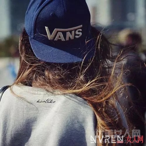 SupremeVans_ڰñƷ ֪Ķ