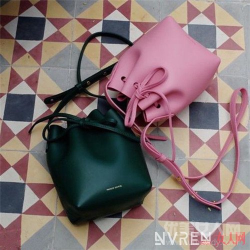 Mansur GavrielƷˮͰ_Ƽ׵8һ㲻Сڰ